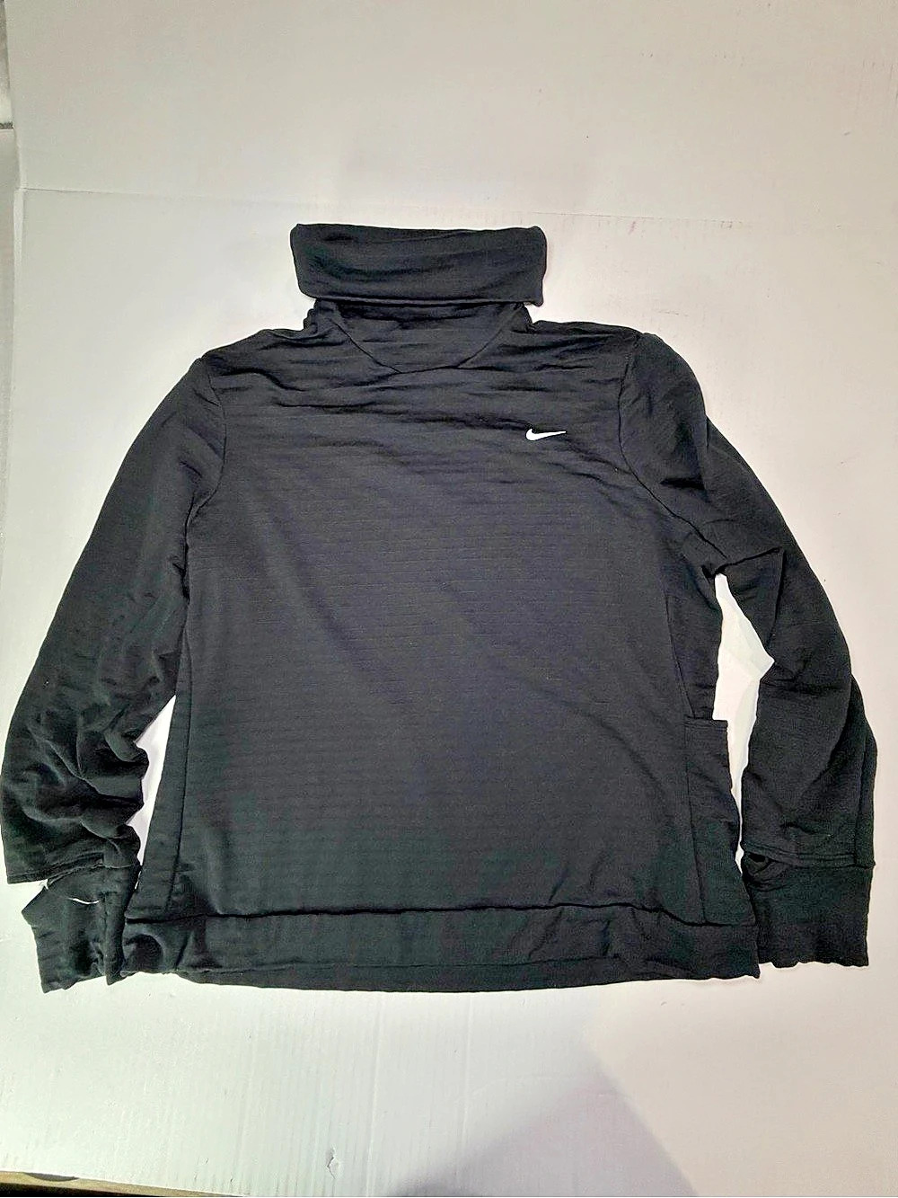 Nike Therma-FIT Men's Black Athletic Turtleneck